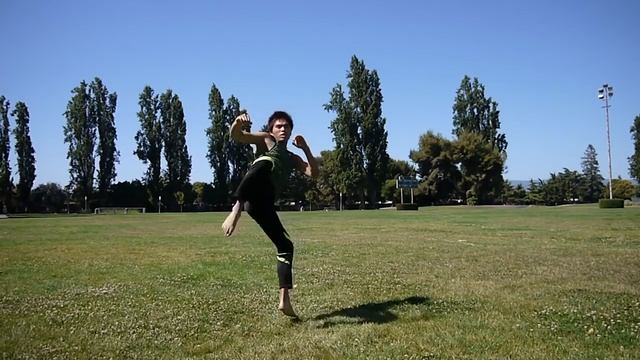 How to Tornado & 540 Kick | Tricking 101 | Tutorial смотреть онлайн