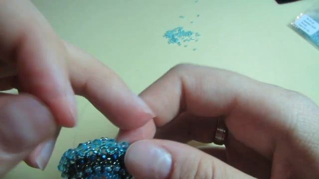 Брошь из бисера и бусин, мастер-класс. ЧАСТЬ 2 Плетение основы смотреть онлайн