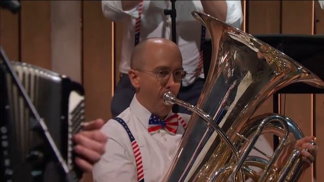 "Weird Al" Yankovic - The North Korea Polka смотреть онлайн