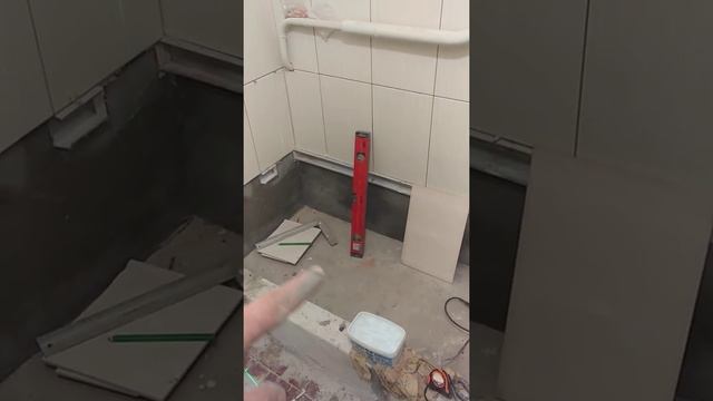 Укладка плитки на стену (ремонт санузла)? смотреть онлайн