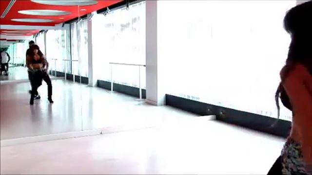 Rosie Mac awesome Dance moves смотреть онлайн
