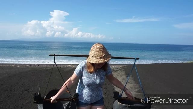 Экскурсии на Бали. Производство соли! смотреть онлайн