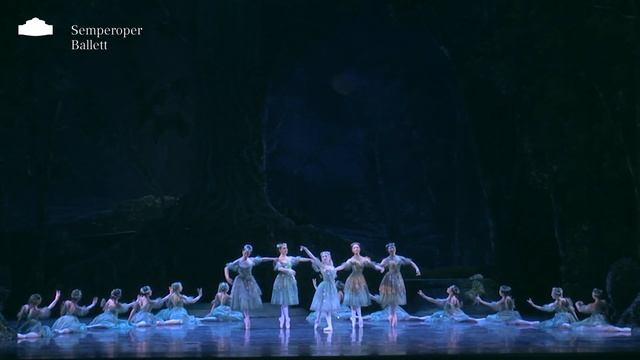 »The Dream« - Titania and the Fairies смотреть онлайн