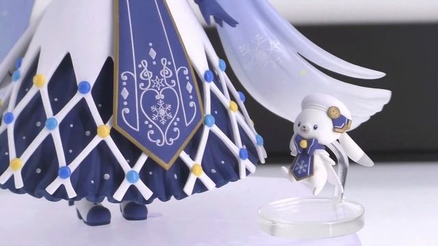 雪ミク ＜聖歌隊 衣装＞：figma Snow Miku: Glowing Snow Ver. смотреть онлайн