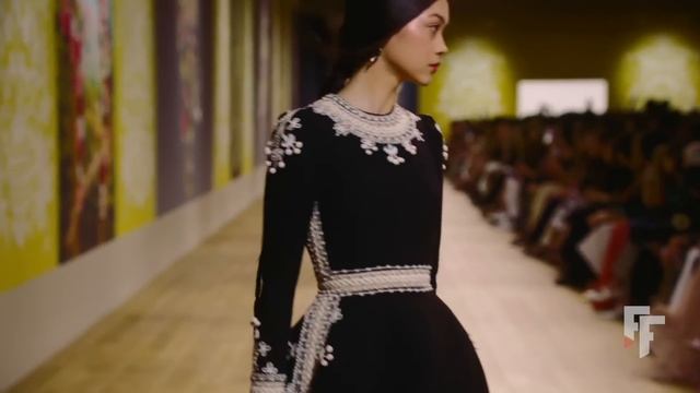 Christian Dior | Haute Couture Fall Winter 2022/2023 | Full Show смотреть онлайн