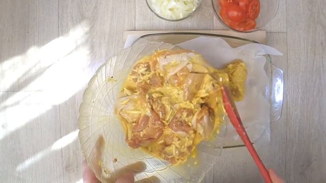как приготовить в духовке вкусные куриные бедра | рецепт вкусного куриного мяса # 032 смотреть онлайн