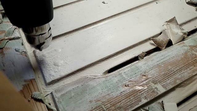 Як швидко зняти стару фарбу з дерева?!! Ефективний спосіб зняття фарби з дерева. Реставрація. смотреть онлайн