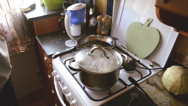 ГНИЛАЯ КАРТОШКА или КАК ПРИГОТОВИТЬ ПИРОЖКИ смотреть онлайн