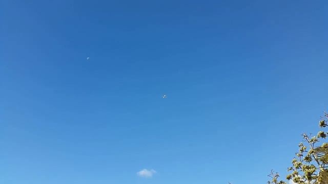 Emirates A380 before landing in Mauritius MRU смотреть онлайн