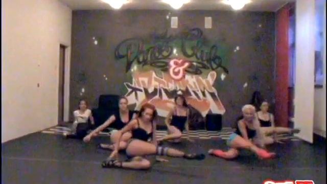 Steff dance club strip plastic смотреть онлайн