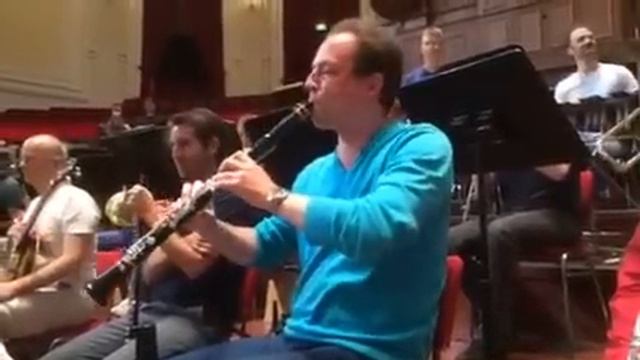 Gershwin Rhapsody in Blue, Clarinet solo смотреть онлайн