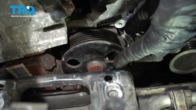 How To Replace Engine Water Pump 2005-10 Volkswagen Jetta смотреть онлайн
