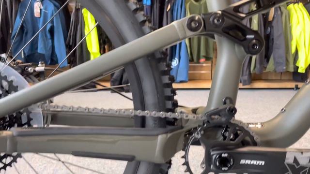 Specialized Status 140 Satin Oak Green / Limestone смотреть онлайн