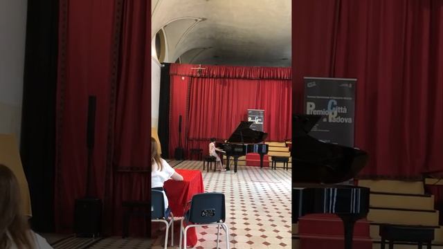 W.L.Gillock Waltz Etude, Ляман Сеидова смотреть онлайн