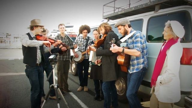 Merry McKentys — John Ryan's Polka смотреть онлайн