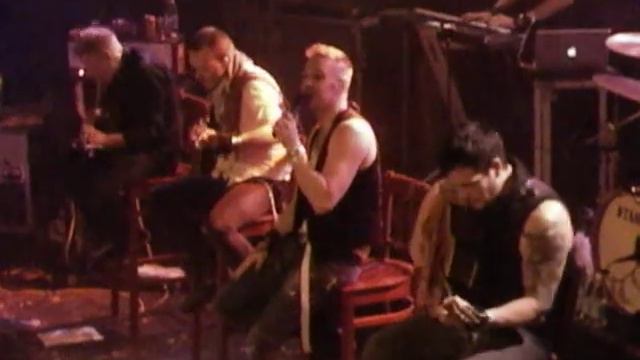 Poets Of The Fall - Salaisuuksia (Live @ Virgin Oil Helsinki Finland)