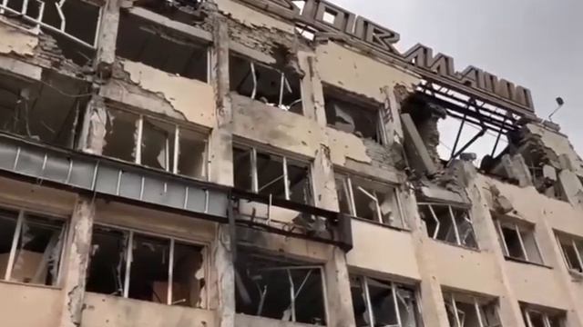 Вот так сегодня выглядит "Азовмаш" смотреть онлайн
