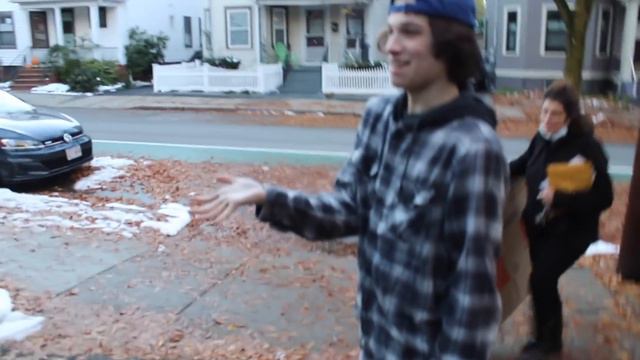 Halloween Vlog With Mom - Sturniolo Triplets