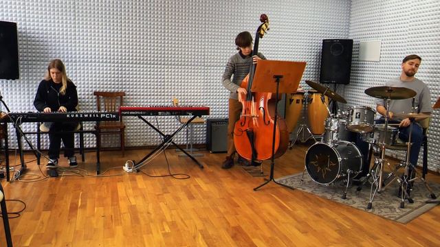 Зайкина Дарья, 16 лет. Esbjörn Svensson Trio — Definition of a dog смотреть онлайн