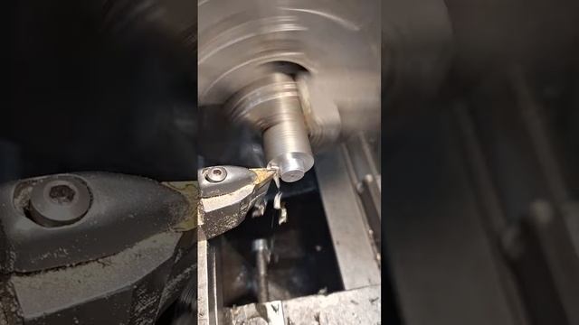 ГРЫЗУ КАК СЕМЕЧКИ. 8мм за проход. Чистовая державка. Точение чистовым 35 ромбом. смотреть онлайн