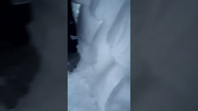 как построить маленькое иглу? почему в иглу тепло?! смотреть онлайн