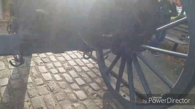 Double Barrel Cannon At The Athens City Hall, Athens Ga смотреть онлайн