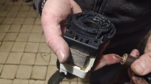 СТИРАЛЬНАЯ МАШИНКА НЕ СЛИВАЕТ ВОДУ F4 ОСТАНАВЛИВАЕТСЯ С ВОДОЙ АТЛАНТ INDESIT РЕМОНТ ЧИСТКА НАСОСА