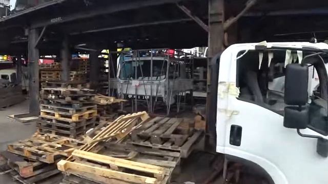 РАЗБОРКА ЯПОНСКИХ ГРУЗОВИКОВ Isuzu Hino и др. Разборка европейских грузовиков / Инфорком смотреть онлайн