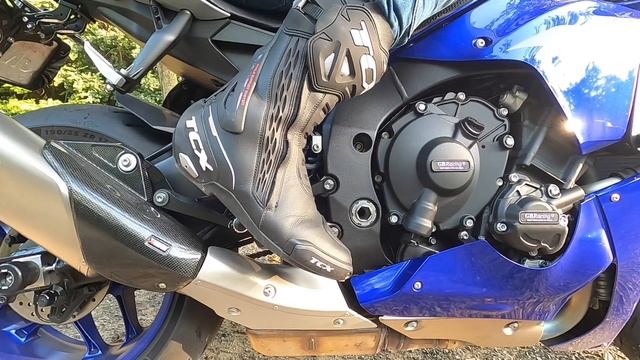 [R-Yung] How should you modify your YAMAHA YZF-R1 for daily use? смотреть онлайн
