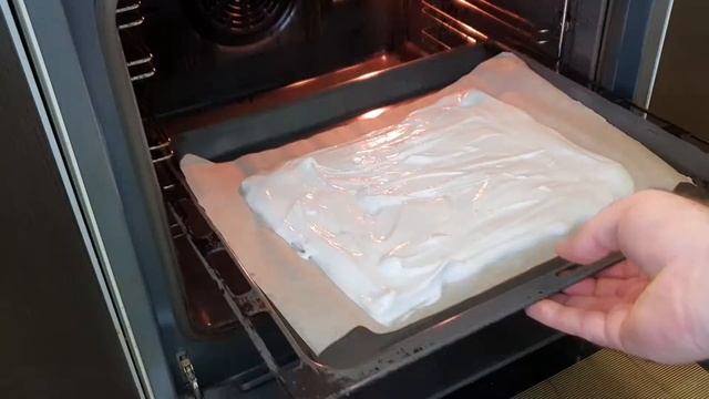 МЕРЕНГОВЫЙ РУЛЕТ смотреть онлайн