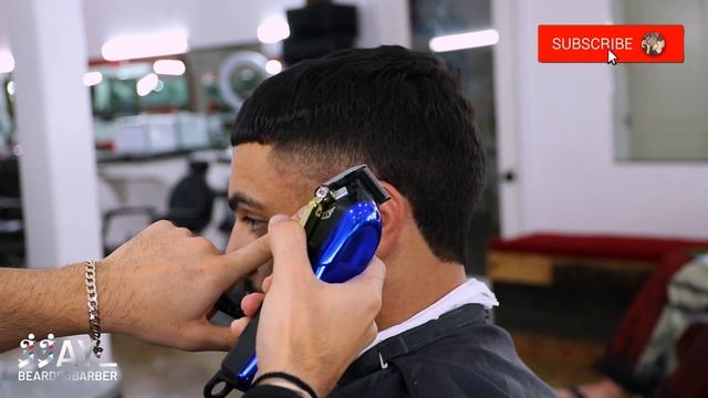 BARBER TUTORIAL: SHORT FRINGE HAIRCUT + BEARD TRANSFORMATION смотреть онлайн