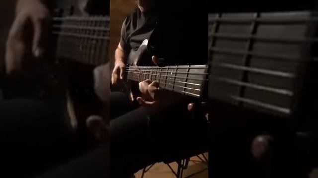 Şebnem Ferah - Gözlerimin Etrafındaki Çizgiler Guitar solo смотреть онлайн