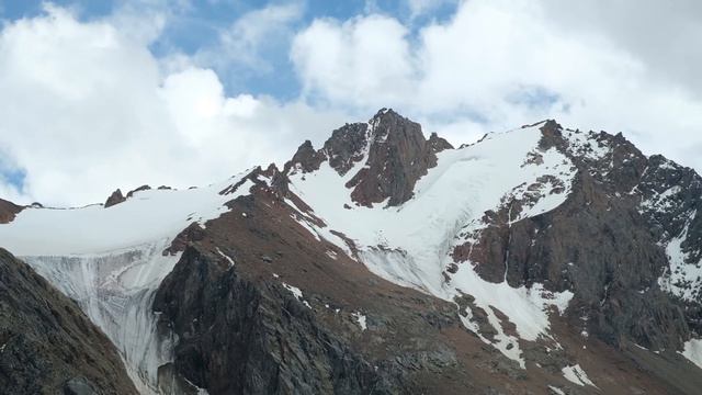 БОЛЬШОЙ АЛМАТИНСКИЙ ВЫПУСК// оз. Каинды, Кольсай, Чарынский Каньон, пик Букреева смотреть онлайн