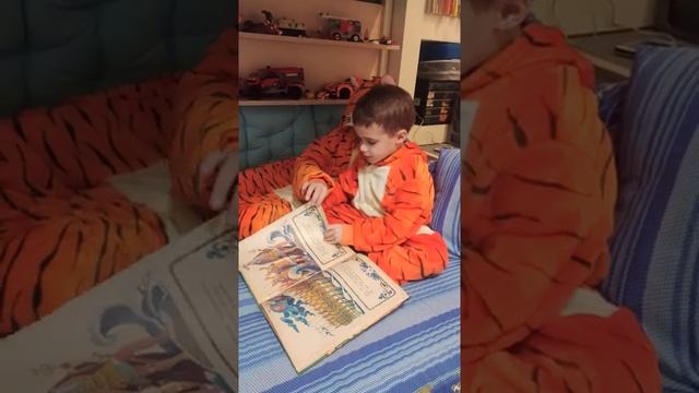 Авторский пересказ сказки Пушкина. Читает Владимир смотреть онлайн