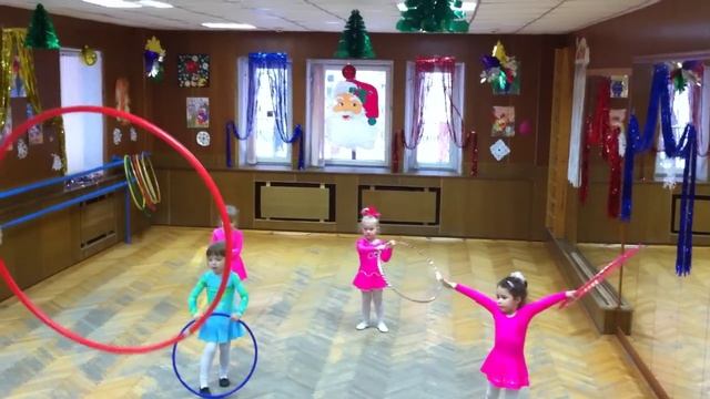 упражнение с обручем смотреть онлайн