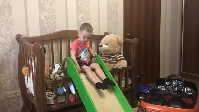 Развлечения для Детей Игровая Комната в Квартире. Playground at home смотреть онлайн