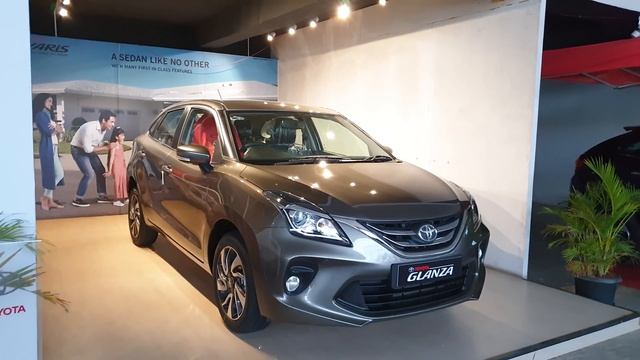 4 Colors Toyota Glanza Exterior&Interior 4K 60FPS|Baleno with Toyota Badge?Front Grill Changes смотреть онлайн