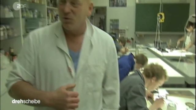 ZDF Drehscheibe: Glasfachschule Hadamar - Andreas Otto 2015 смотреть онлайн