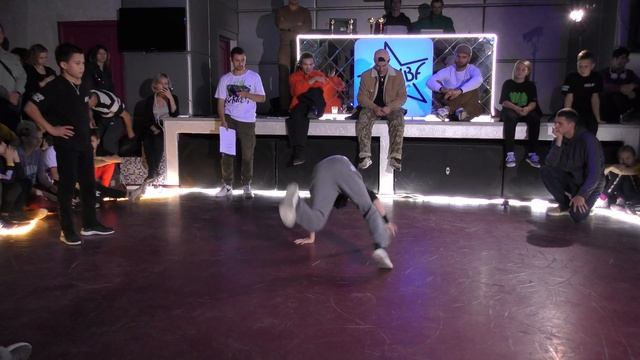 ART BATTLE 2019 | break dance juniors 1x1 | 1/4 FINAL | B'boy ВИНТ vs B'boy ВОВЧИК смотреть онлайн