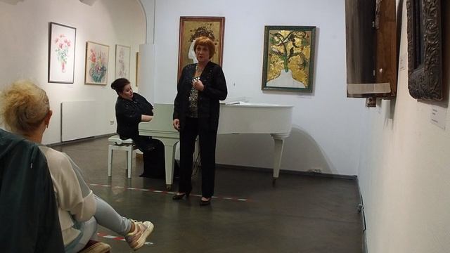 08. На стихи В. Лебедева-Кумача. Песня Анюты. Евгения Малеева, Людмила Калинина. mov