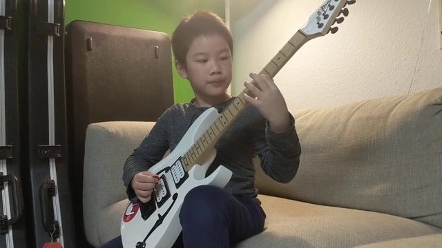 Ten Words — Joe Satriani covered by 7 years old guitar player смотреть онлайн