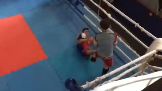 Kikboxing Uzre Yoldasliq Doyusu  1.ci Hisse