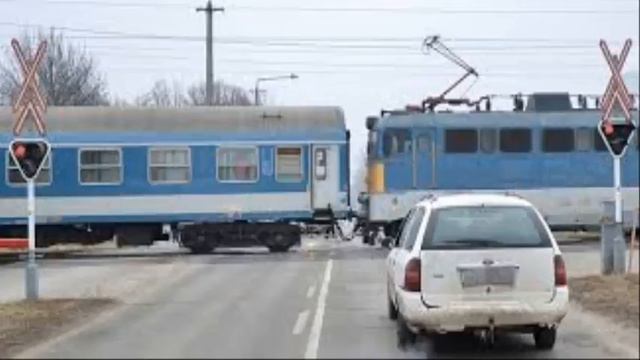 By Train смотреть онлайн