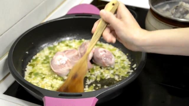 Паэлья.Рецепт.Испанская кухня.Что поесть в Мадриде. смотреть онлайн