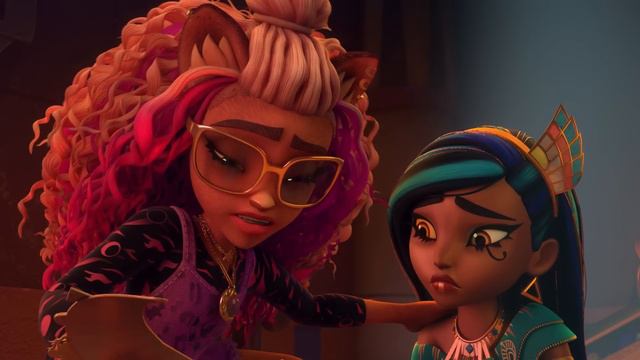 Cleo Steals the Heart of Cleopatra!  Monster High