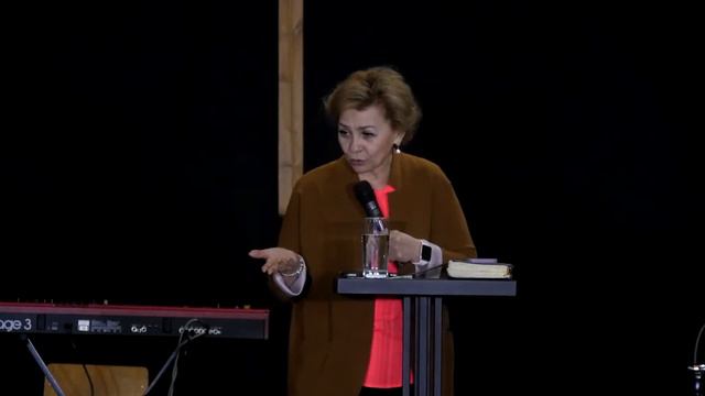 Людмила Бугаева I Что я должен делать в трудные времена? часть 2 смотреть онлайн
