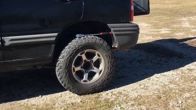 32.5s on 2000 Chevy Tracker смотреть онлайн