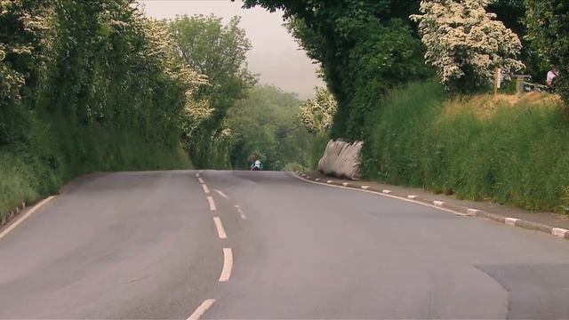 Isle of Man TT - Highlights and Best Moments - Pure Speed, Music and Adrenaline Compilation смотреть онлайн