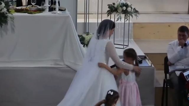 трогательный стих для сестры на свадьбе????????? смотреть онлайн