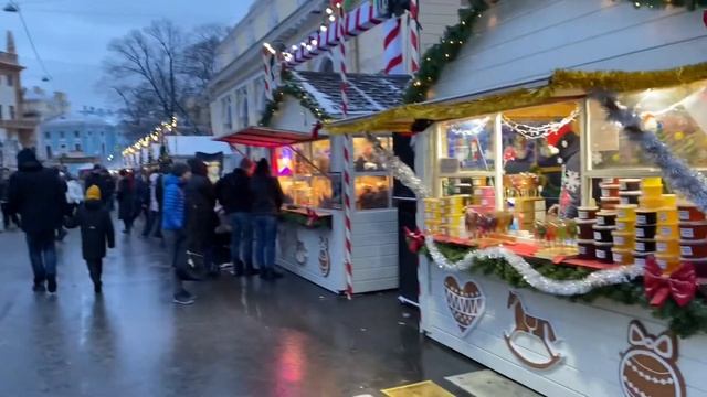 Новогодняя Ярмарка (2021) в Питере смотреть онлайн